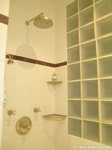 Paris T3 appartement location vacances - salle d'eau 2 (PA-3657) photo 3 sur 3