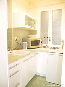 Paris 1 Bedroom accommodation kitchen photo 14