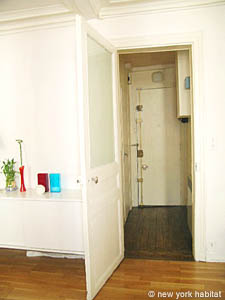 Paris 1 Bedroom accommodation living room photo 17