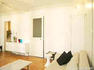 Paris 1 Bedroom accommodation living room photo 18
