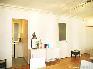 Paris 1 Bedroom accommodation living room photo 19