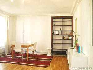 Paris 1 Bedroom accommodation living room photo 24