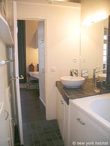 Paris Studio/T1 logements location appartements - salle d'eau (PA-3670) photo 2 de 3