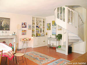 Paris 3 Bedroom - Duplex accommodation - living room 2 (PA-3676) photo 2 of 6