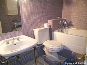 Paris 3 Bedroom - Duplex accommodation - bathroom 1 (PA-3676) photo 1 of 2