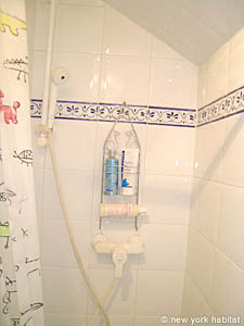 Paris 3 Bedroom - Duplex accommodation - bathroom 3 (PA-3676) photo 2 of 2