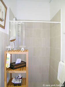 Paris 2 Zimmer ferienwohnung - badezimmer 1 (PA-3679) photo 4 von 5