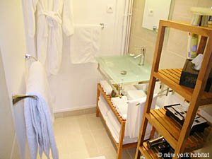 Paris 2 Zimmer ferienwohnung - badezimmer 1 (PA-3679) photo 1 von 5