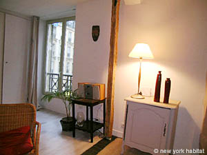 Paris Studio apartment - living room (PA-3685) photo 5 of 9