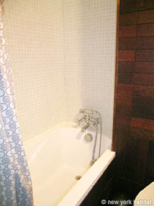 Paris Studio apartment - bathroom (PA-3685) photo 2 of 2