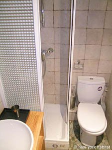Paris Studio apartment - bathroom (PA-3687) photo 2 of 3