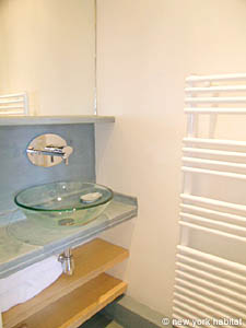 Paris Studio/T1 logements location appartements - salle d'eau 1 (PA-3689) photo 2 de 3