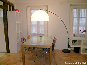 Paris T2 logements location appartements - s&eacute;jour (PA-3692) photo 2 de 9
