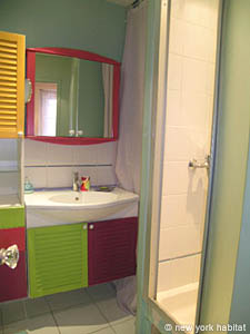 Paris T2 logements location appartements - salle d'eau 1 (PA-3692) photo 1 de 2