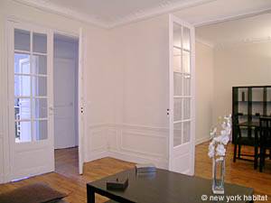 Paris T2 logements location appartements - s&eacute;jour 1 (PA-3693) photo 3 de 6