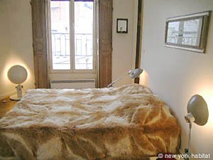 Paris Studio accommodation - bedroom (PA-3698) photo 1 of 6