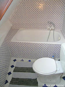 Paris Studio/T1 appartements location vacances - salle d'eau (PA-3704) photo 3 de 3