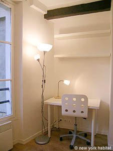 Paris Studio apartment - living room (PA-3705) photo 2 of 6