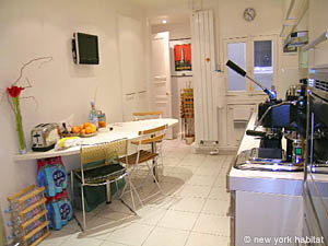 Paris 3 Bedroom accommodation - kitchen (PA-3711) photo 2 of 4