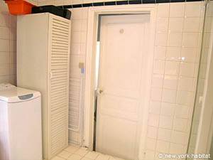 Paris 1 Bedroom accommodation - bathroom 1 (PA-3712) photo 5 of 6