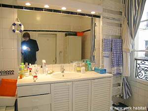 Paris 1 Bedroom accommodation - bathroom 1 (PA-3712) photo 4 of 6