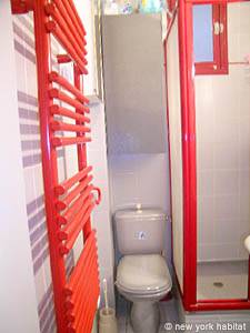 Paris 1 Bedroom apartment - bathroom (PA-3727) photo 3 of 3