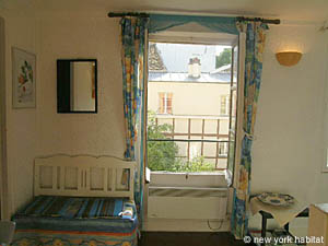 Paris 1 Bedroom accommodation - living room (PA-3732) photo 3 of 5