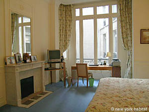 Paris 5 Bedroom apartment - bedroom 1 (PA-3734) photo 1 of 5