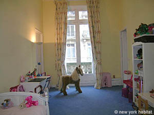 Paris 5 Bedroom apartment - bedroom 5 (PA-3734) photo 2 of 3