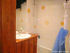 Paris 5 Bedroom apartment - bathroom 3 (PA-3734) photo 1 of 1