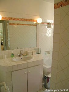 Paris 2 Zimmer wohnungsvermietung - badezimmer (PA-3735) photo 1 von 3