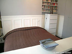 Paris 1 Bedroom apartment - bedroom (PA-3740) photo 1 of 5
