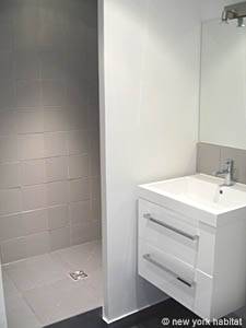 Paris Studio apartment - bathroom (PA-3750) photo 2 of 2