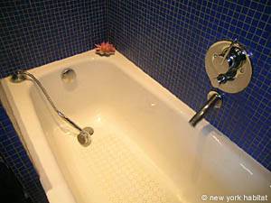 Paris 1 Bedroom accommodation bathroom 1 photo 37