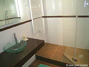 Paris Studio apartment - bathroom (PA-3755) photo 1 of 4