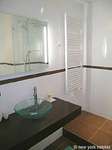 Paris Studio apartment - bathroom (PA-3755) photo 2 of 4