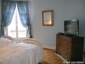 Paris 2 Bedroom accommodation - bedroom 2 (PA-3762) photo 1 of 4