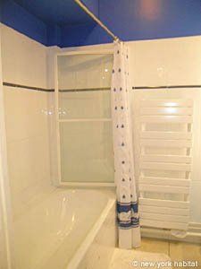 Paris 2 Bedroom accommodation - bathroom 1 (PA-3762) photo 3 of 3