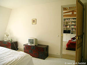 Paris 3 Bedroom accommodation - bedroom 3 (PA-3764) photo 3 of 4