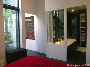 Paris 3 Bedroom - Loft accommodation - bedroom 1 (PA-3776) photo 2 of 3