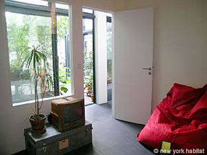 Paris 3 Bedroom - Loft accommodation - bedroom 2 (PA-3776) photo 3 of 4