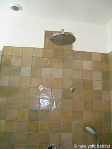 Paris 3 Bedroom accommodation - bathroom 1 (PA-3779) photo 5 of 6