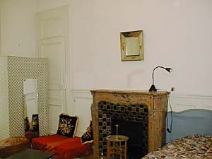 Paris 3 Bedroom roommate share apartment - bedroom (PA-3791) photo 4 of 4