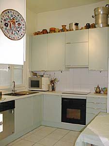 Paris 3 Bedroom roommate share apartment - kitchen (PA-3791) photo 3 of 3