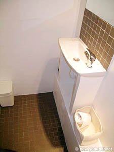 Parigi Monolocale - Triplex appartamento casa vacanze - bagno 2 (PA-3796) photo 1 di 2