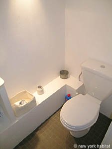 Parigi Monolocale - Triplex appartamento casa vacanze - bagno 2 (PA-3796) photo 2 di 2