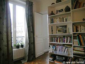Paris 2 Bedroom apartment - bedroom 2 (PA-3799) photo 3 of 6