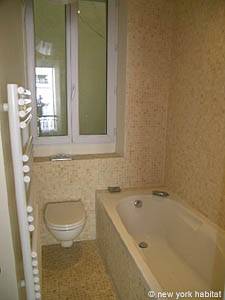 Paris Studio/T1 appartements location vacances - salle d'eau (PA-3803) photo 2 de 3