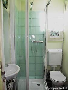 Paris Studio/T1 logements location appartements - salle d'eau (PA-3823) photo 1 de 4