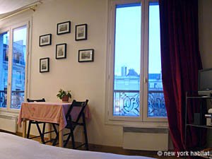 Paris Studio/T1 appartements location vacances - salle d'eau (PA-3826) photo 1 de 4
